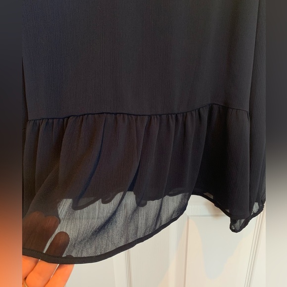 Ann Taylor LOFT Navy Long Sleeve Blouse with flattering sheer sleeves, XL - Picture 7 of 7